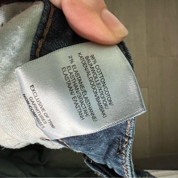 Silver Jeans Distressed Blue Dark Wash Sam Boyfriend Mid Rise Jeans 27 / 27 - Picture 7 of 7